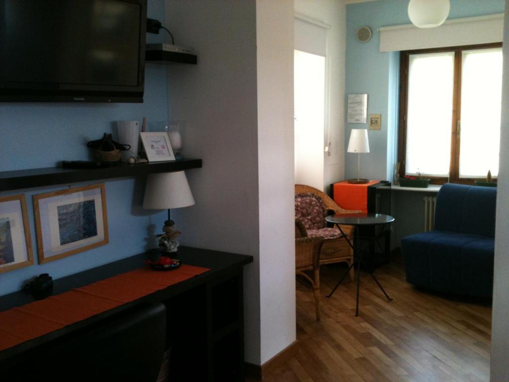 Ripa Del Naviglio B&B Mailand Zimmer foto